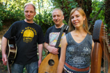 Tara Mira Bandfoto 3.jpg
